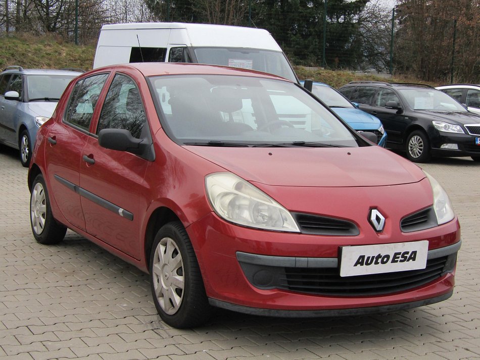 Renault Clio 1.2i 