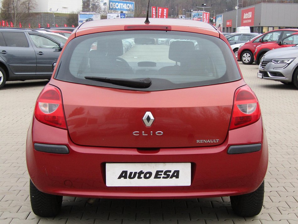 Renault Clio 1.2i 