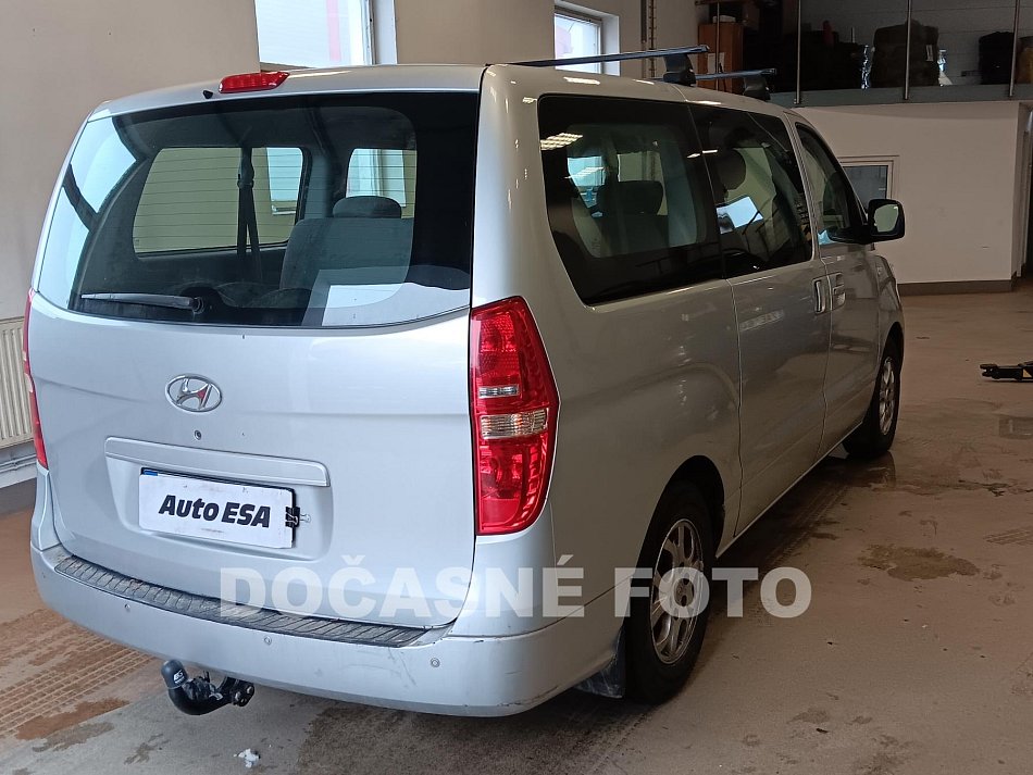 Hyundai H 1 2.5CRDi  8míst