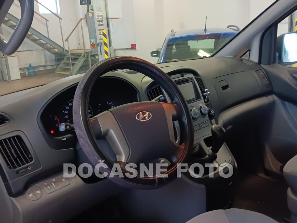 Hyundai H 1 2.5CRDi  8míst