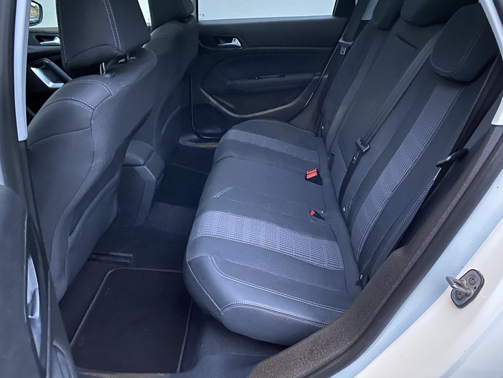 Peugeot 308 1.5 HDi 