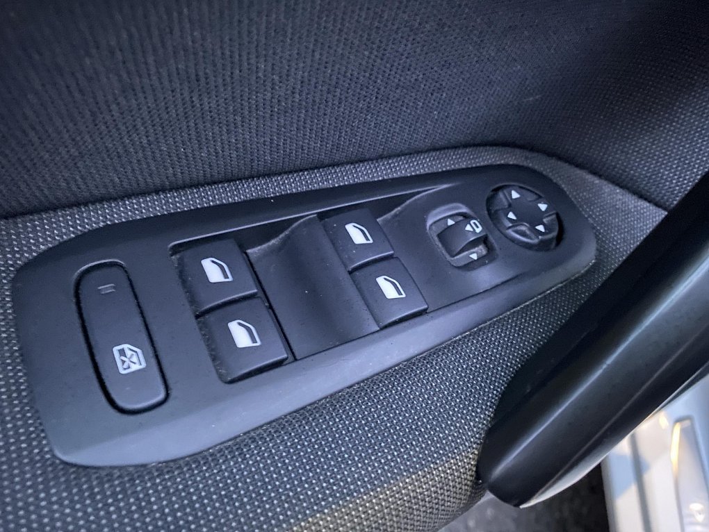 Peugeot 308 1.5 HDi 