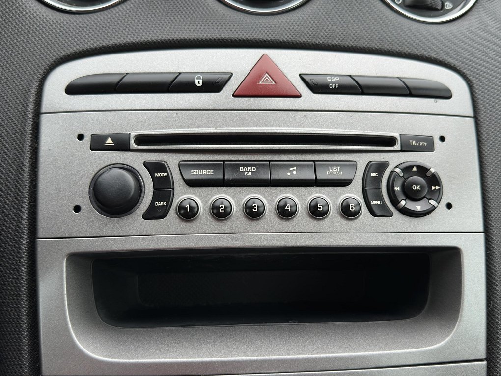 Peugeot 308 1.6 VTI 