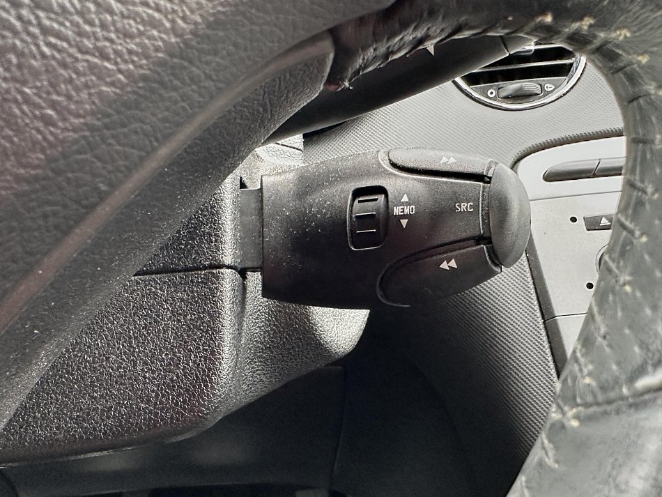 Peugeot 308 1.6 VTI 