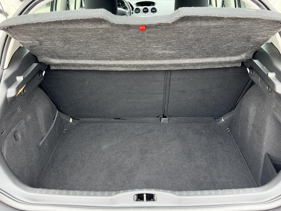 Peugeot 308 1.6 VTI 