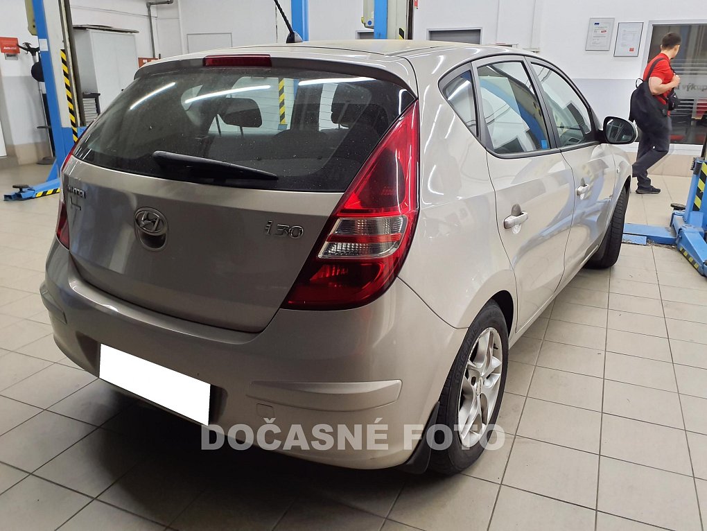 Hyundai I30 1.4 i 