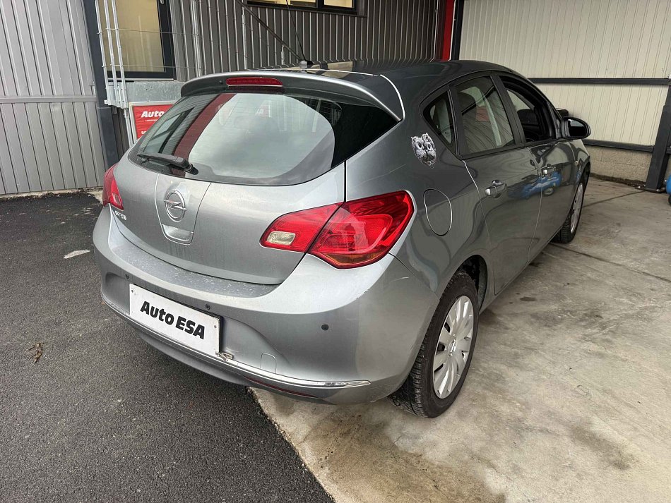 Opel Astra 1.4i 