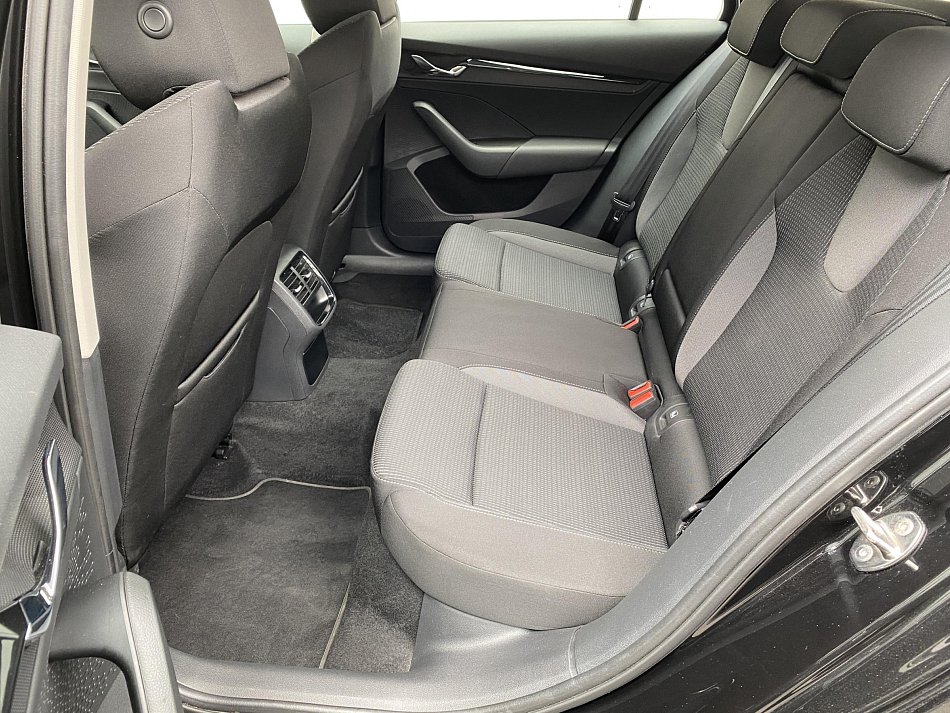 Škoda Octavia IV 2.0 TDi Ambition 4X4