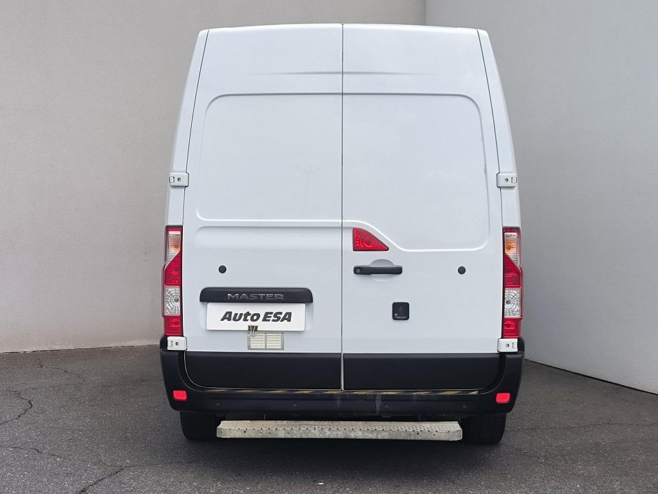Renault Master 2.3dCi  L2H2 DÍLNA