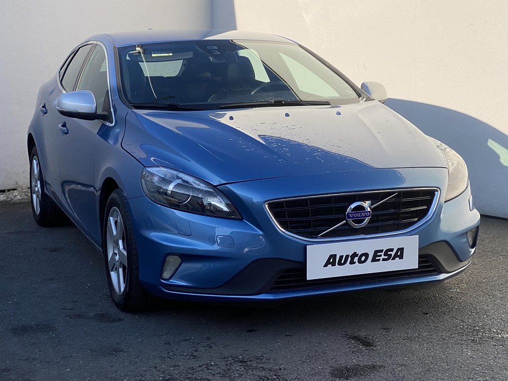 Volvo V40 2.0 D2 R-design