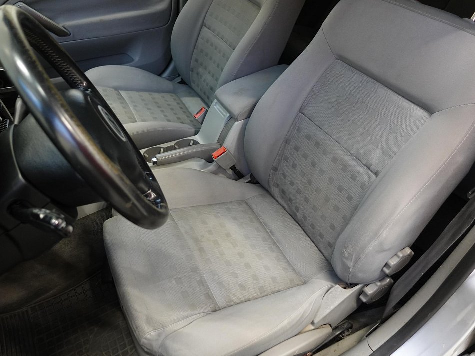 Volkswagen Passat 1.9TDi 