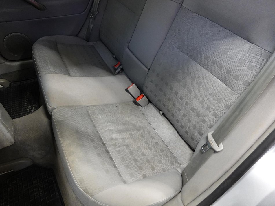 Volkswagen Passat 1.9TDi 