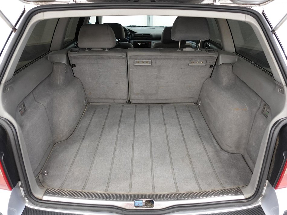 Volkswagen Passat 1.9TDi 
