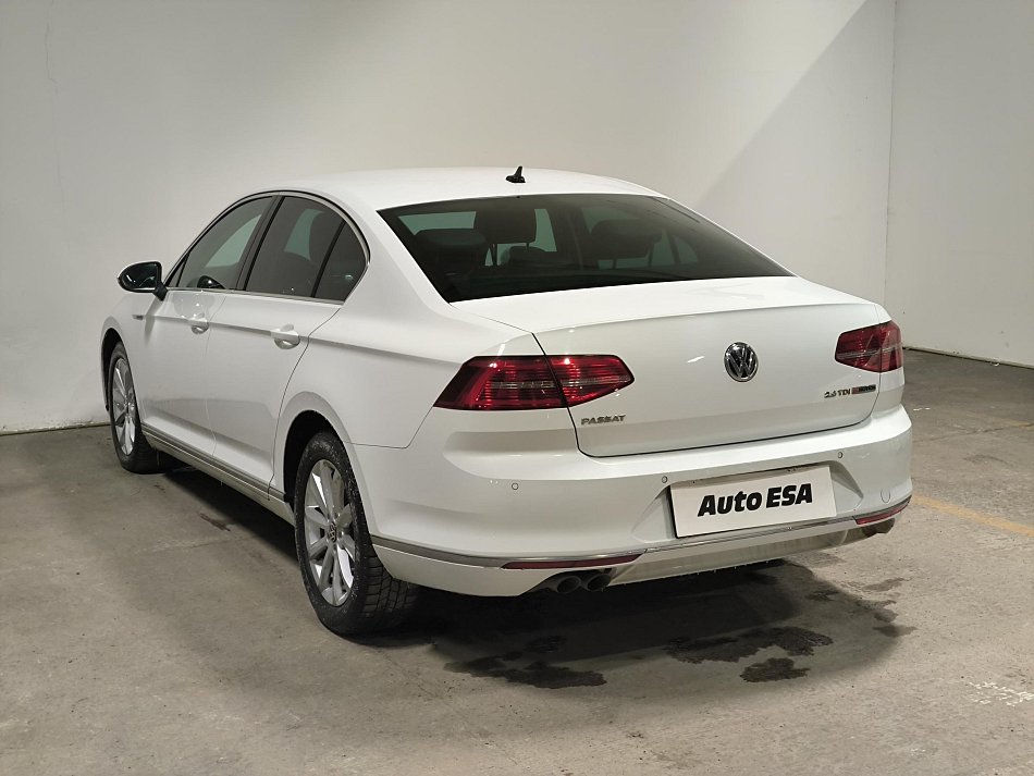 Volkswagen Passat 2.0 TDi Highline