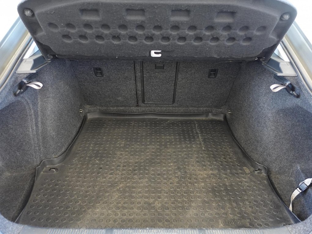 Škoda Octavia II 1.6i 