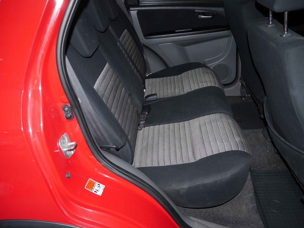 Suzuki SX4 1.6i  4x4