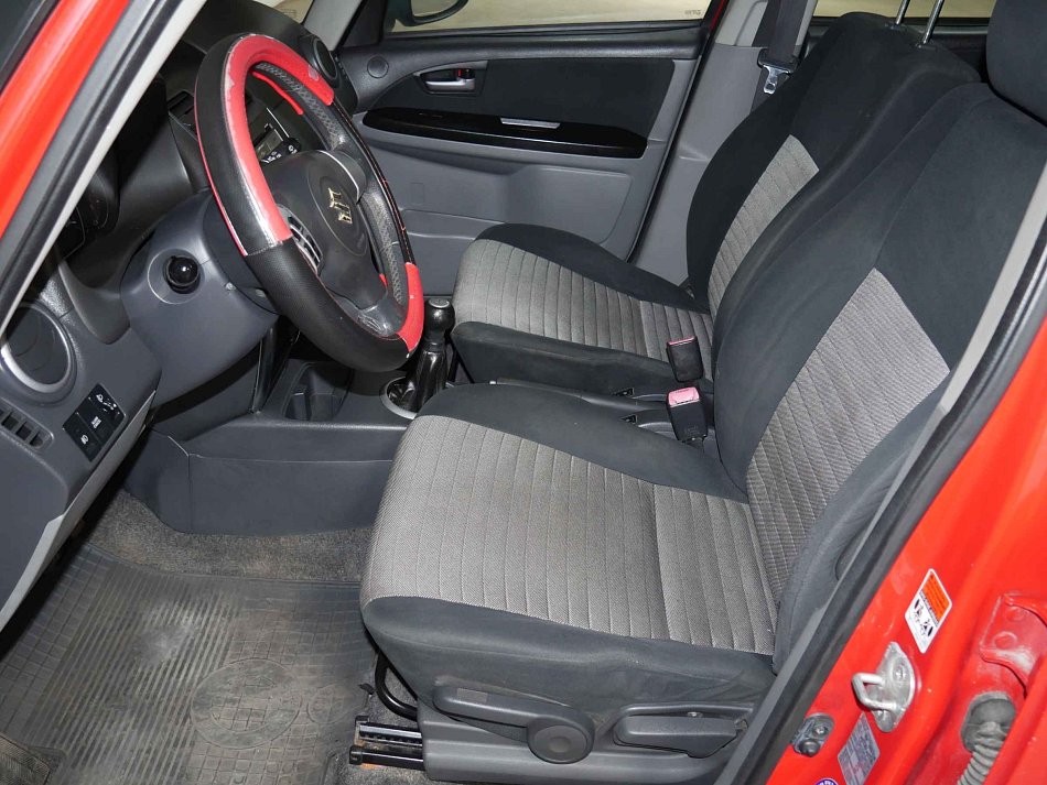 Suzuki SX4 1.6i  4x4