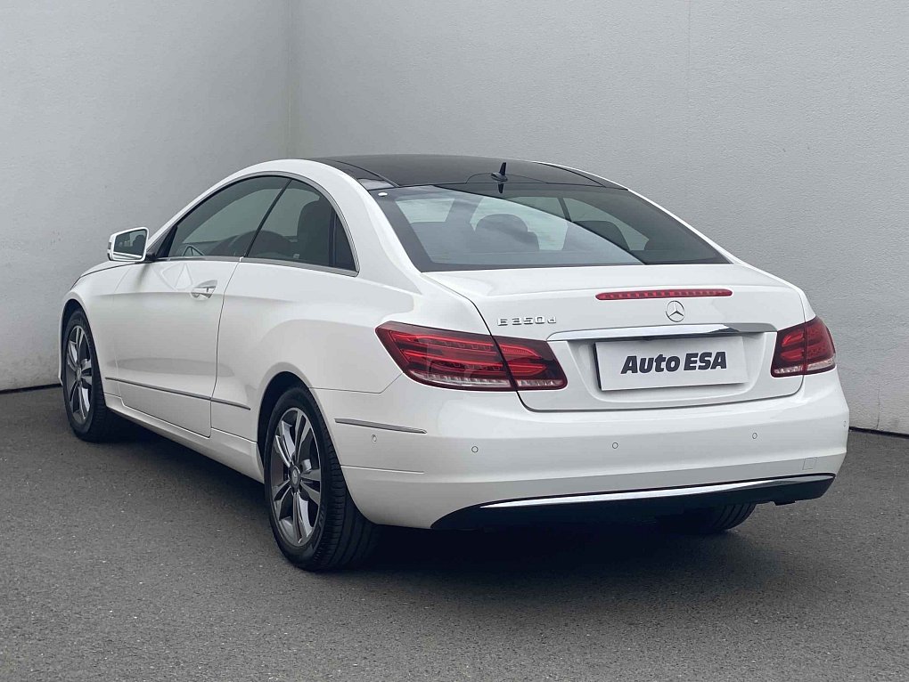 Mercedes-Benz Třída E 3.0 d  E 320