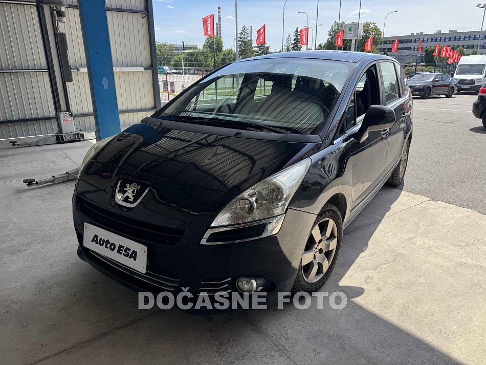 Peugeot 5008 2.0 HDi 