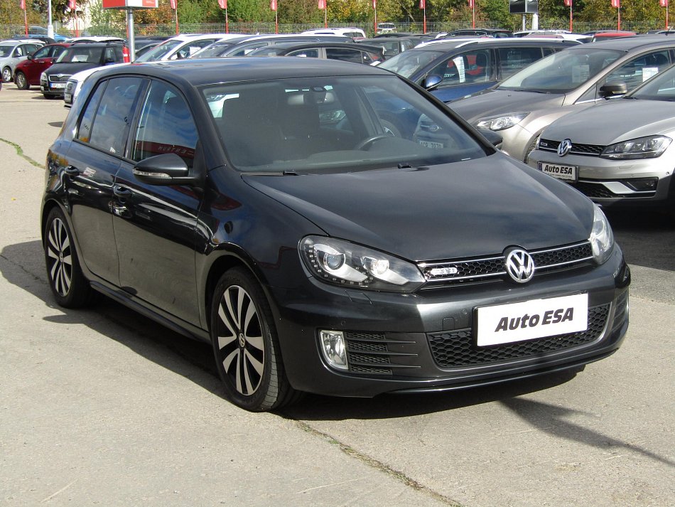 Volkswagen Golf 2.0TDi 