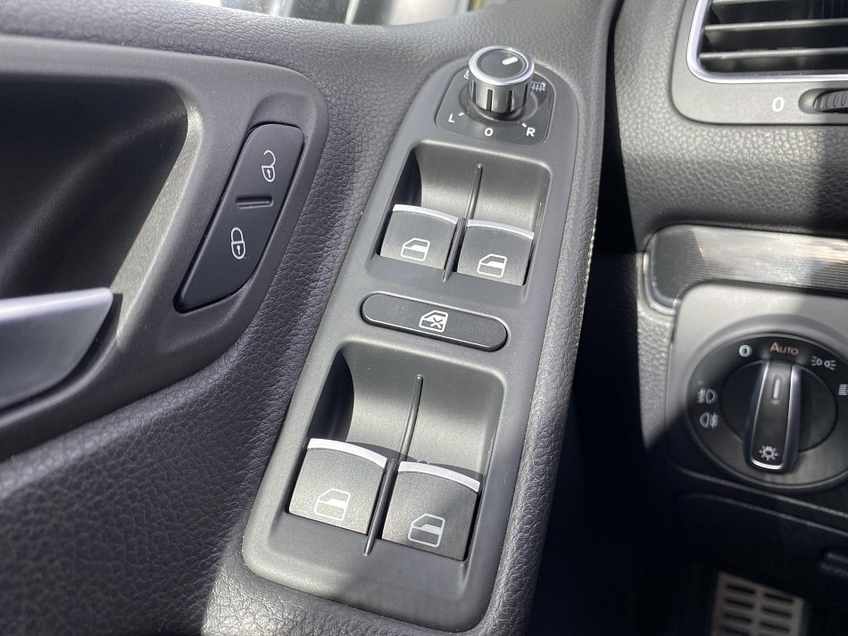 Volkswagen Golf 2.0TDi 