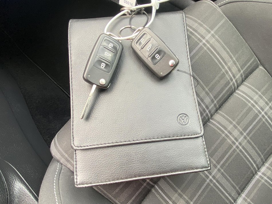 Volkswagen Golf 2.0TDi 