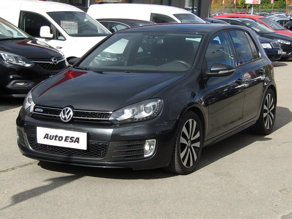 Volkswagen Golf 2.0TDi 