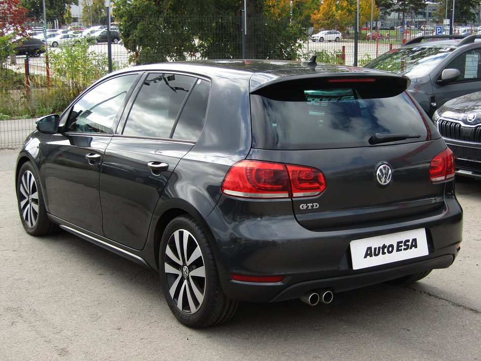 Volkswagen Golf 2.0TDi 