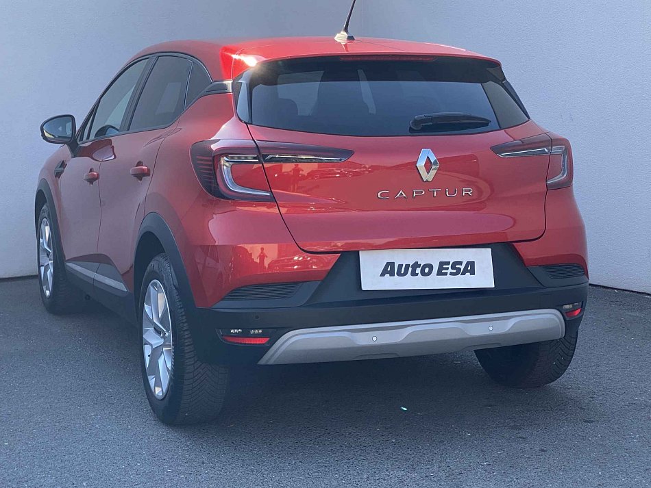 Renault Captur 1.0 TCe 