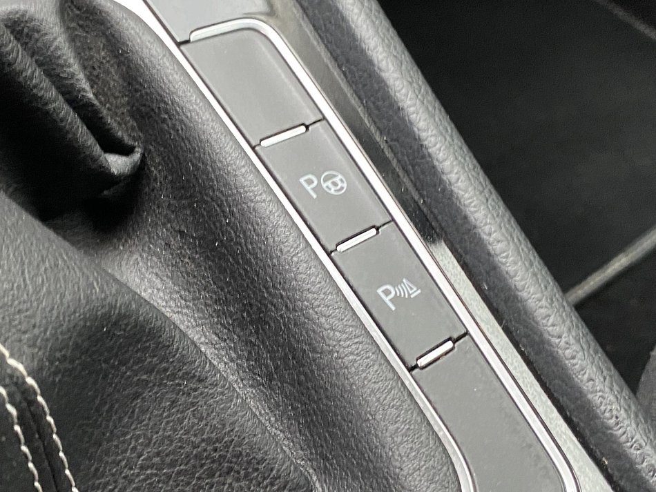 Volkswagen Golf 2.0 TDi CUP