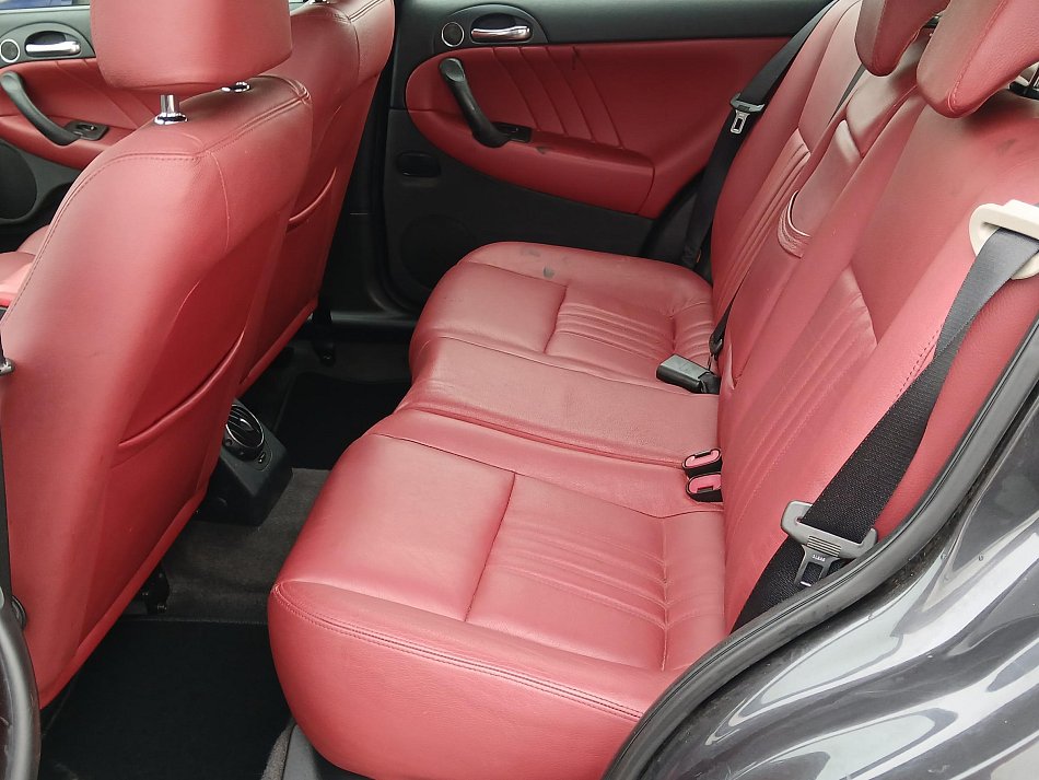 Alfa Romeo 147 1.9 JTD Distinctive