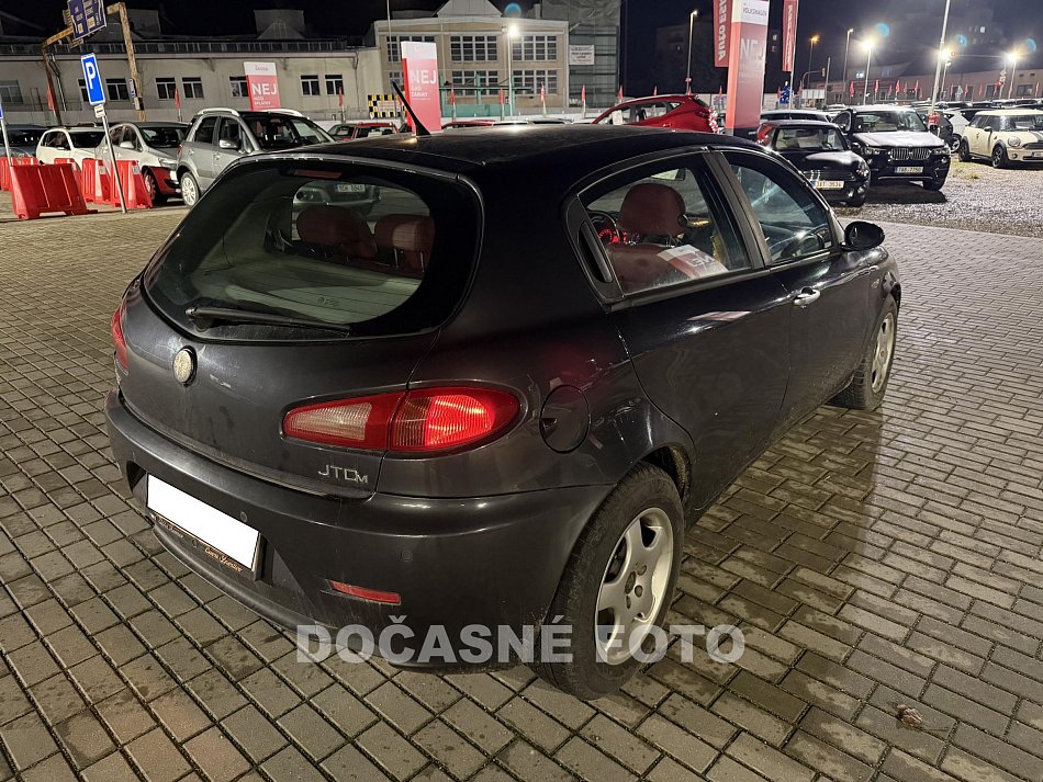 Alfa Romeo 147 1.9 JTD Distinctive