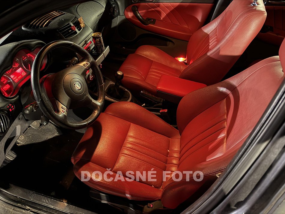 Alfa Romeo 147 1.9 JTD Distinctive