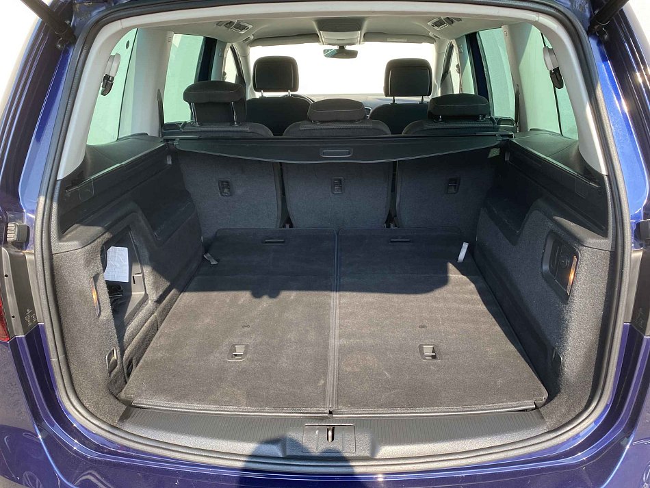 Volkswagen Sharan 2.0 TDi Comfortline 7míst