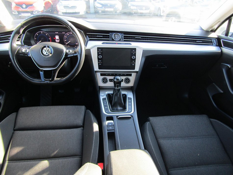 Volkswagen Passat 1.6 TDi Comfortline