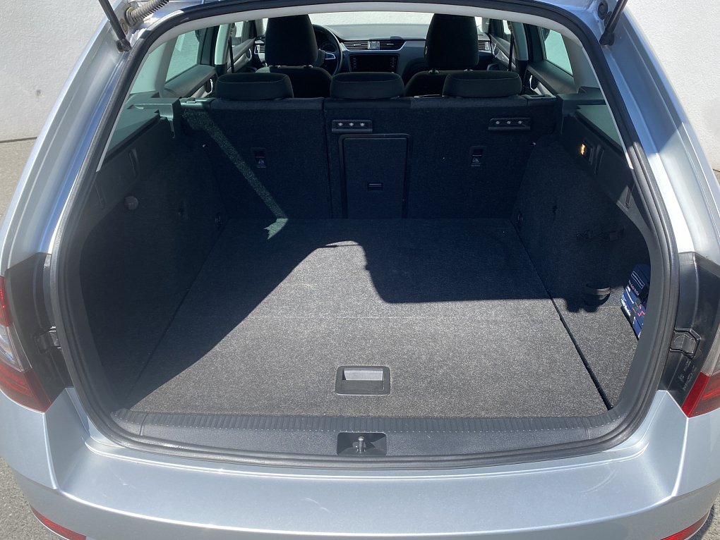 Škoda Octavia III 2.0 TDi Soleil