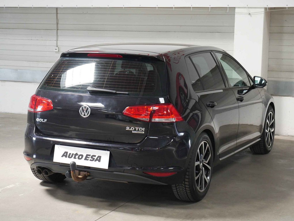 Volkswagen Golf 2.0 TDi 