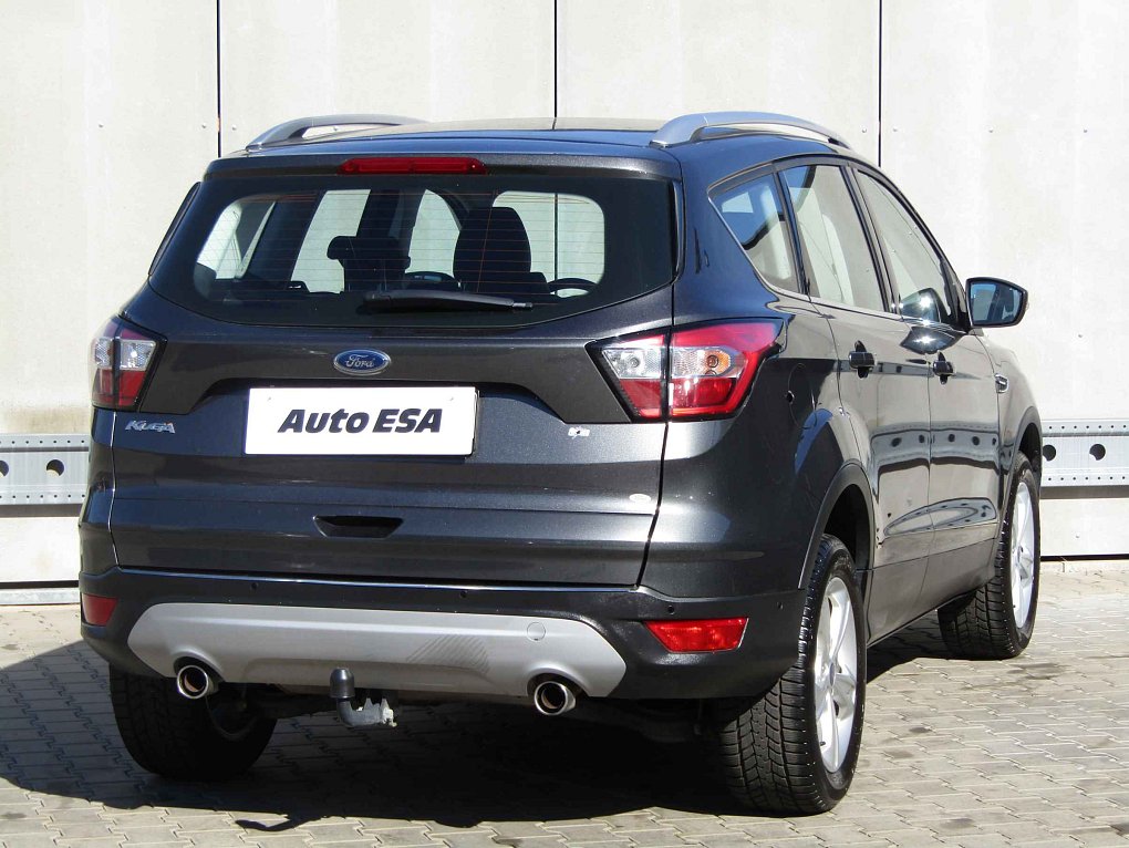 Ford Kuga 1.5 EB Titanium
