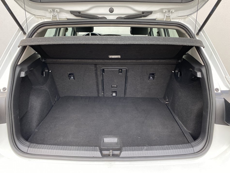 Volkswagen Golf 1.0TSi Life