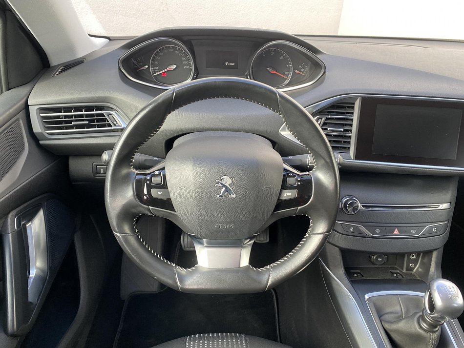 Peugeot 308 1.6 HDi 