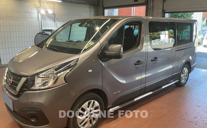 Nissan NV300 1.6dCi  L2H1 8míst