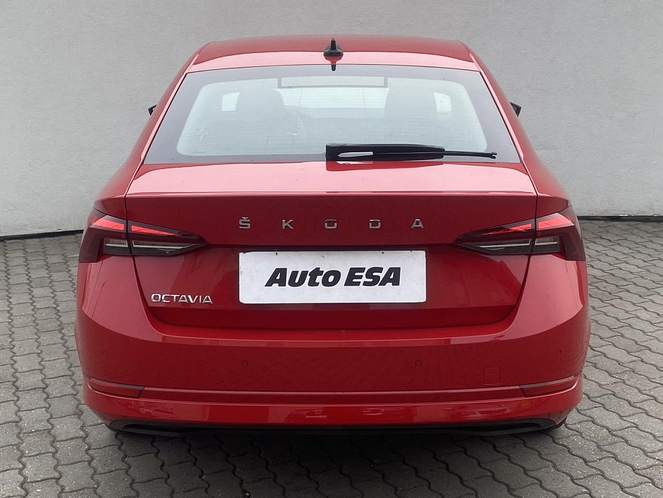 Škoda Octavia IV 2.0 TDi Active