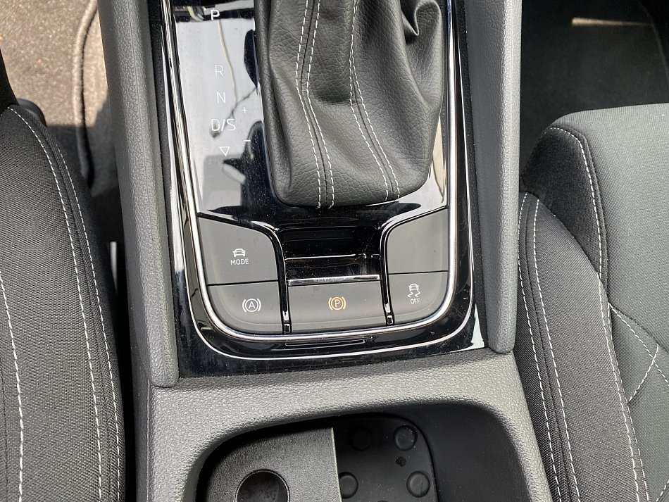Škoda Karoq 1.5 TSi SportLine