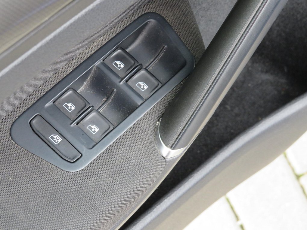 Volkswagen Golf 2.0TDi 