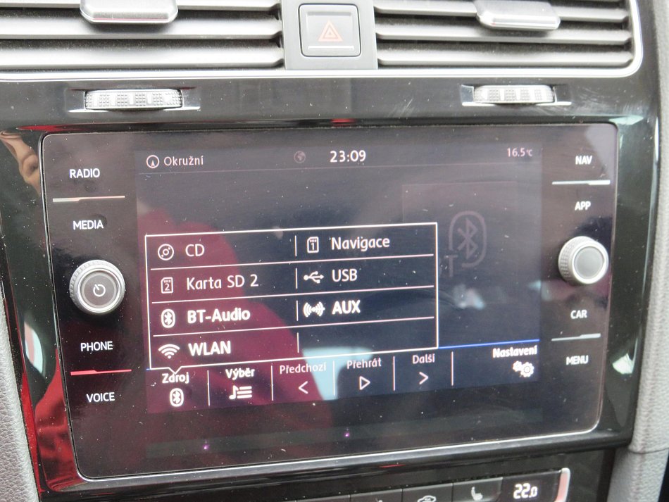 Volkswagen Golf 2.0 TDi 