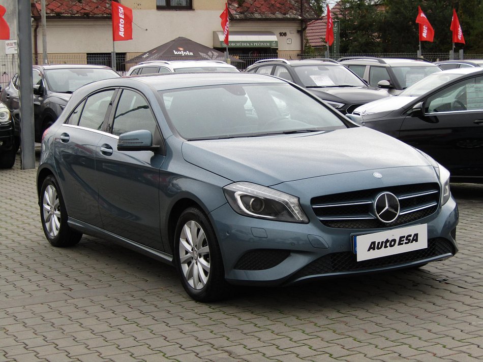 Mercedes-Benz Třída A 1.6i  A180