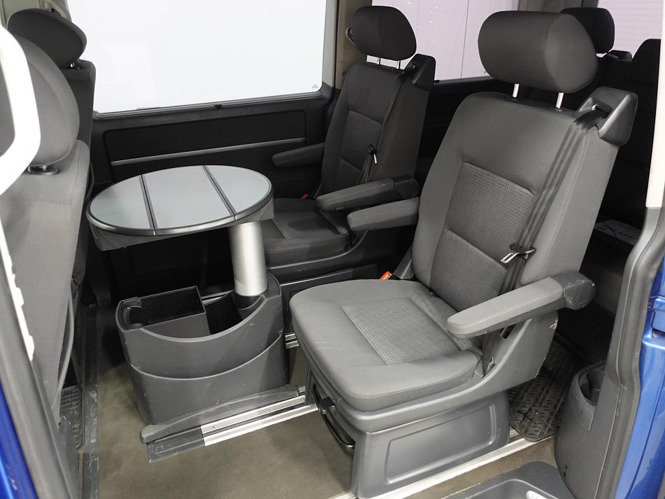 Volkswagen Multivan 2.5TDi 