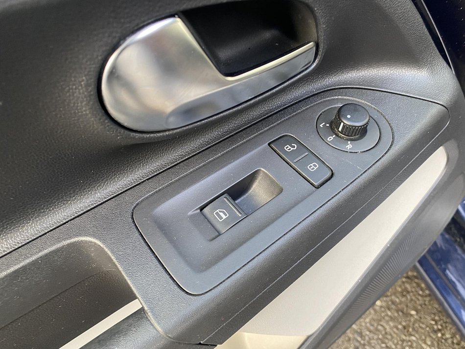 Volkswagen Up! 1.0MPi 