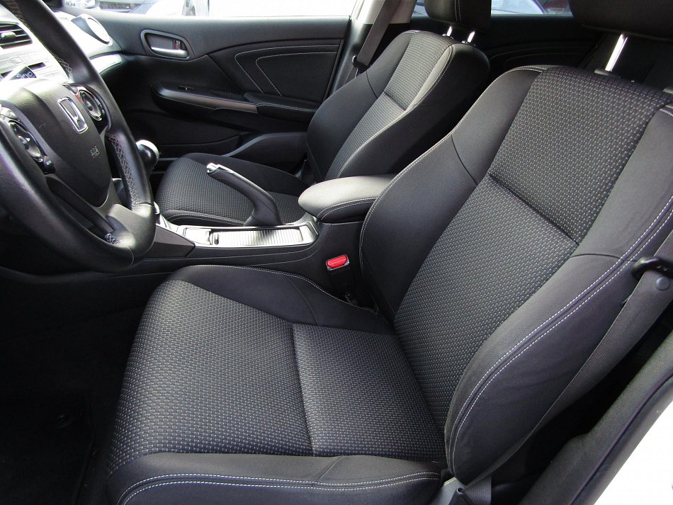 Honda Civic 1.6I- DTEC 