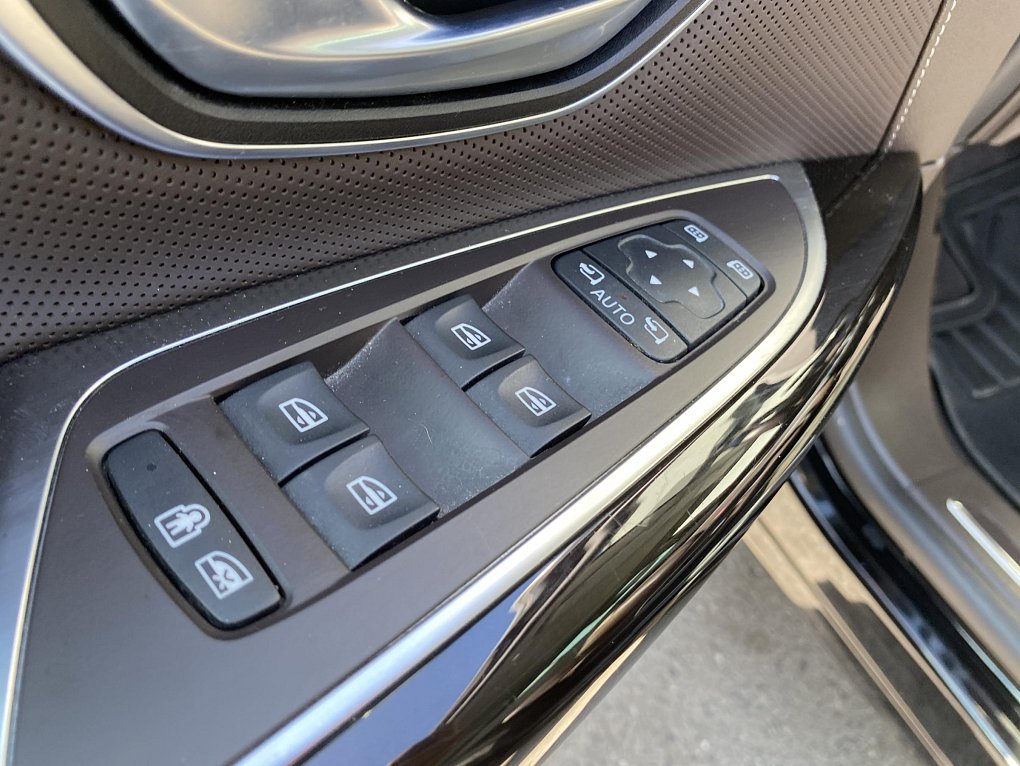 Renault Espace 1.6dCi Initiale Paris